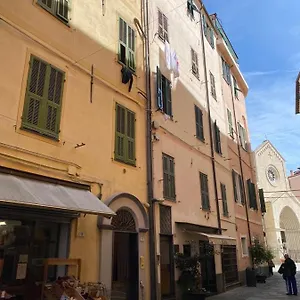 Bilocale In Centro Sanremo
